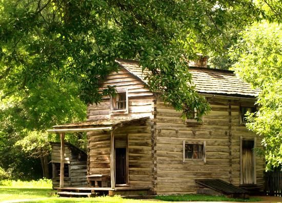 New salem, Cabins and cottages